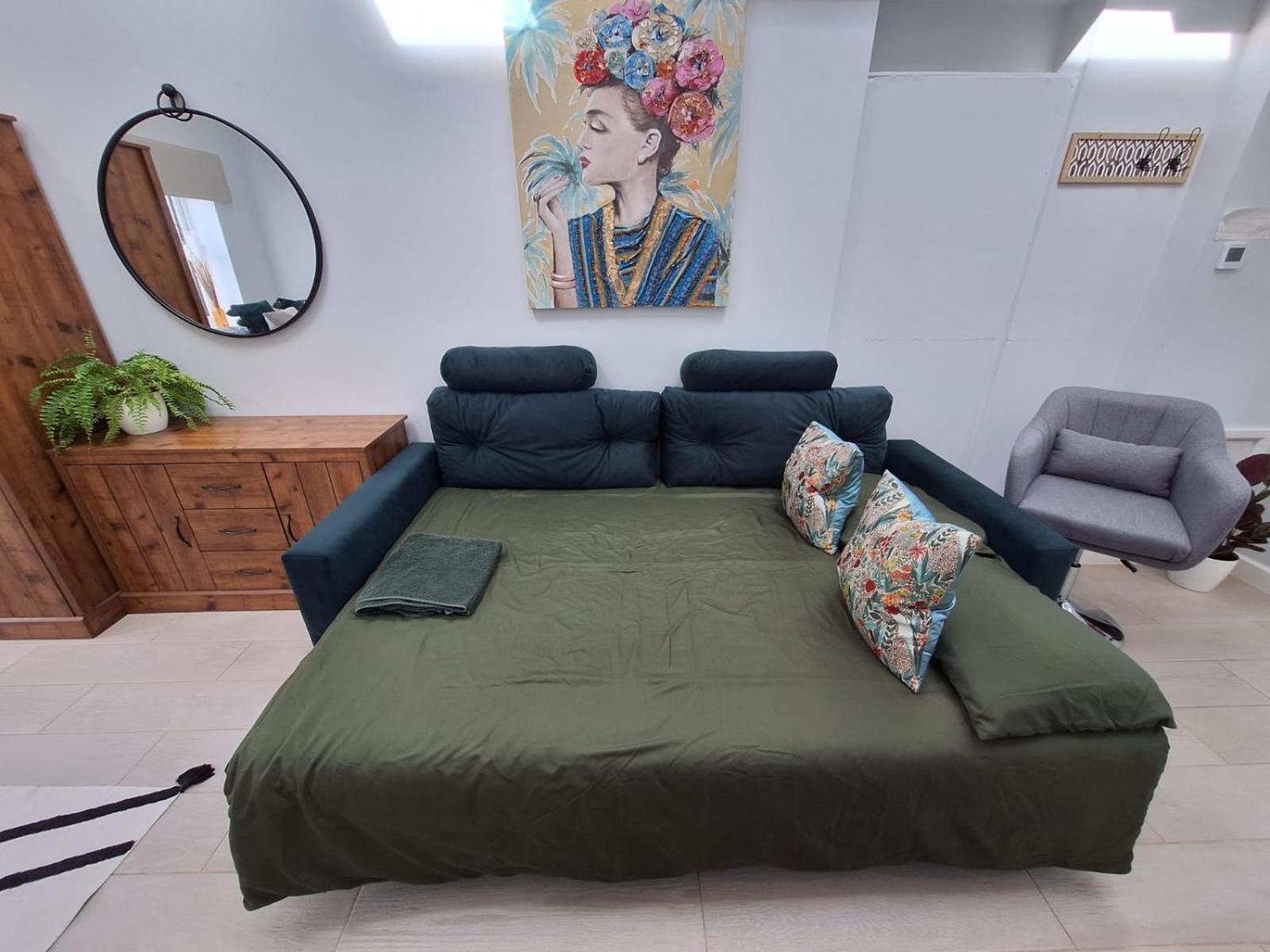 New, Stylish Studio Flat With Private Patio And Free On-Street Parking Check Out At 11Am Bournemouth Eksteriør bilde