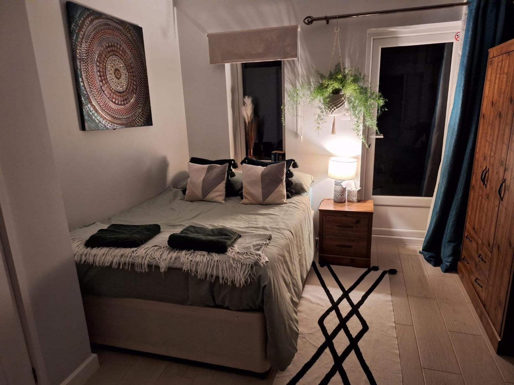New, Stylish Studio Flat With Private Patio And Free On-Street Parking Check Out At 11Am Bournemouth Eksteriør bilde