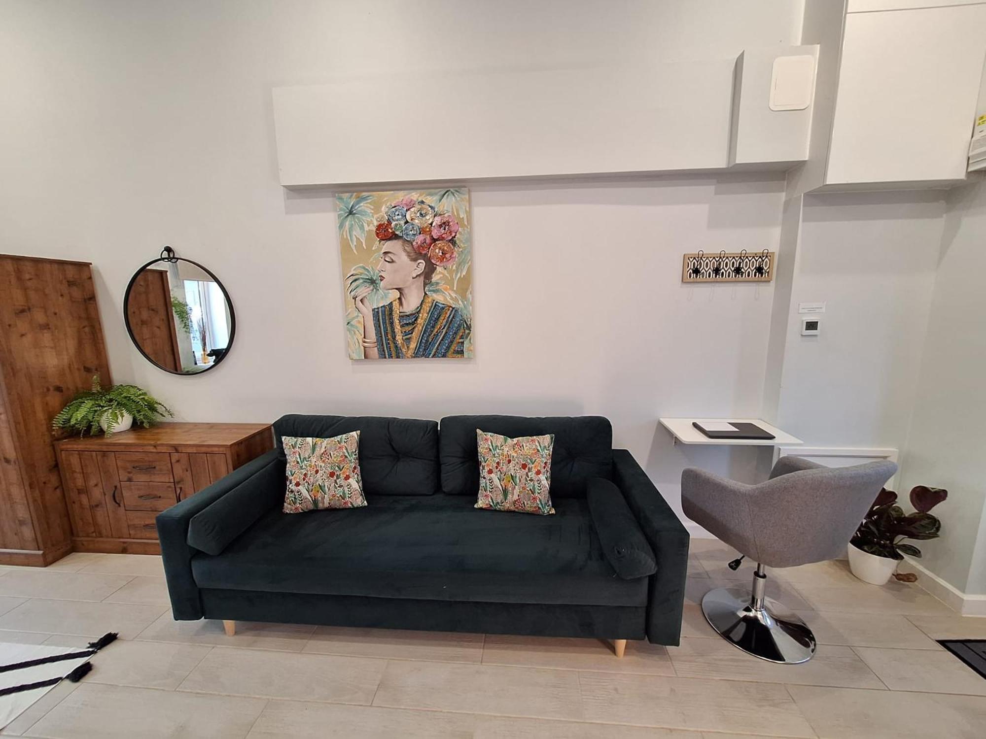 New, Stylish Studio Flat With Private Patio And Free On-Street Parking Check Out At 11Am Bournemouth Eksteriør bilde